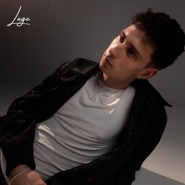 Album cover art for Yksin