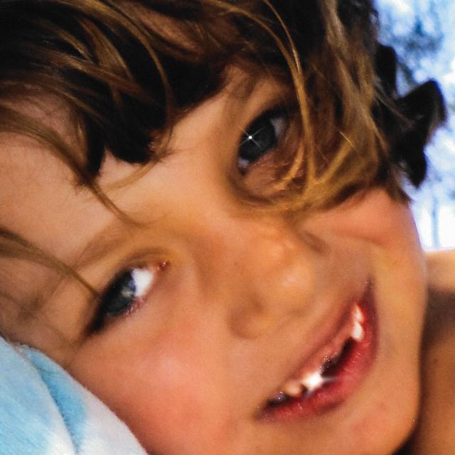 Album cover art for Globo