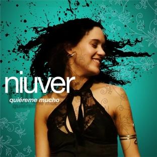 Album cover art for Quiéreme Mucho