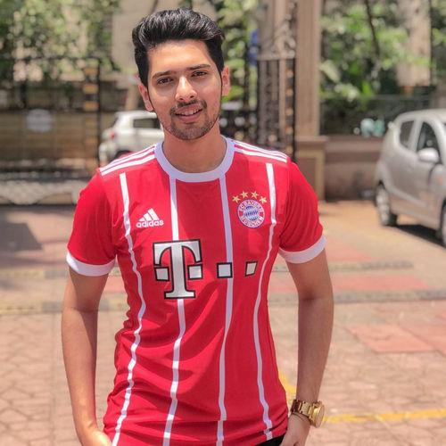 Album cover art for Bollywood Blast Armaan Malik