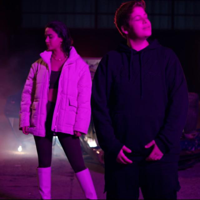 Album cover art for Açtığım Yaraları Sarsın