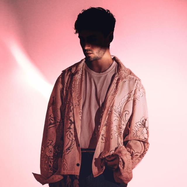 Album cover art for TOUT CE QUI BRILLE