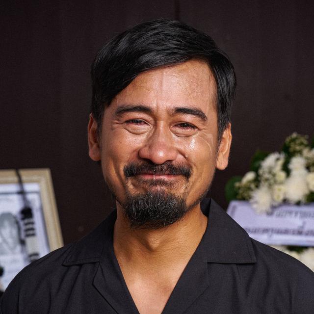 Album cover art for ว่าไงคนเก่ง