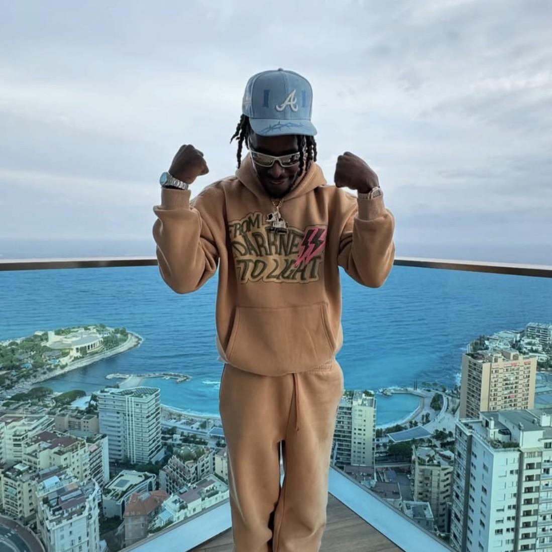 Dynamic cover art
