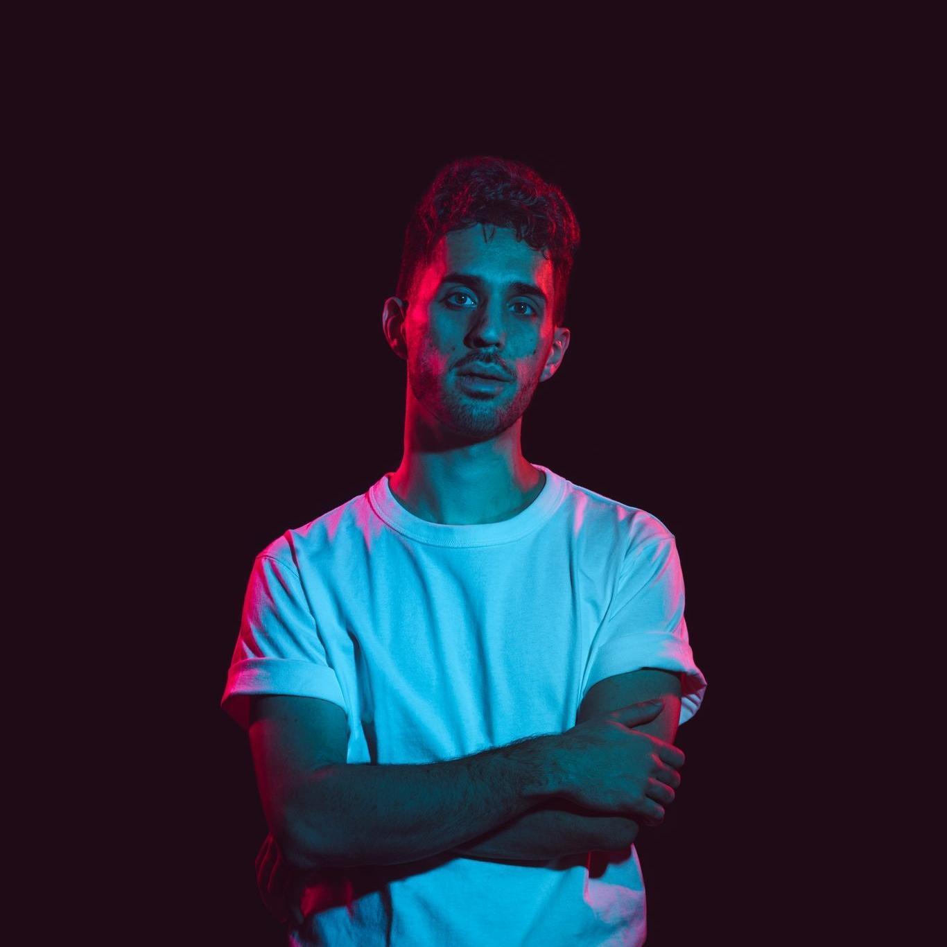 Dynamic cover art
