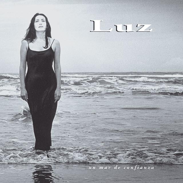 Album cover art for Un Mar de Confianza